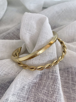 PULSERA RÍGIDA DORADA