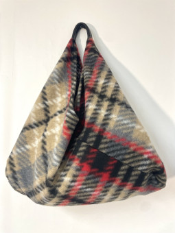 MAXI BOLSO ESTAMPADO CUADROS