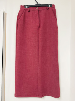 FALDA MIDI COLOR VINO