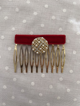 PEINILLA PEDRERÍA Y TERCIOPELO