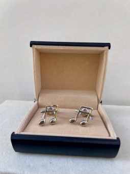 GEMELOS PLATEADOS NOTAS...